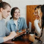 jeunes qui travaillent